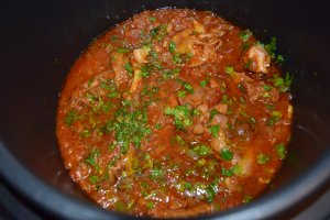 Ostropel de pui la Multicooker Crock-Pot Express cu gatire sub presiune