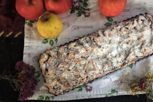 Desert tarta cu mere si magiun
