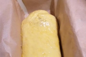 Desert cozonac fara framantare cu nuca, stafide si rahat