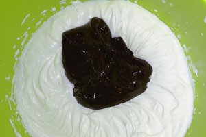 Desert tort Pralina-Ciocolata