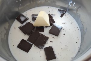 Desert tort Pralina-Ciocolata
