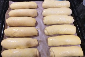 Cornuri pufoase cu mac
