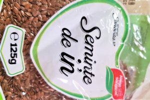 Paine cu seminte si mac