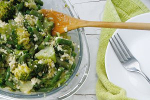 Carne de porc cu legume verzi