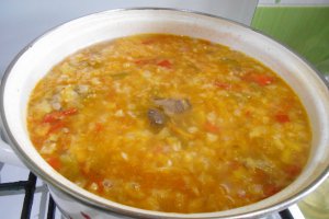 Ciorba de rasol de vita, acrita cu varza murata