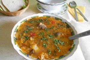 Ciorba de rasol de vita, acrita cu varza murata
