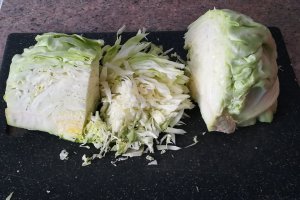 Varza dulce cu smantana si marar