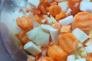 Ciorba de ardei umpluti cu carne de vacuta