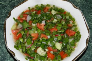 Salata de legume cu leurda