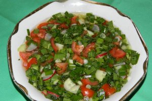 Salata de legume cu leurda
