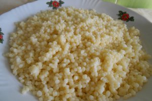 Cus-cus cu sos de ciuperci si smantana