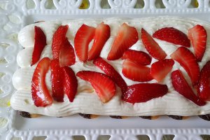 Desert Tiramisu cu capsuni