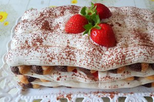 Desert Tiramisu cu capsuni