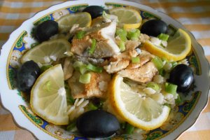 Salata de paste, cu hering afumat in ulei