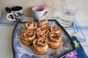 Desert trandafirasi in foietaj