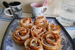 Desert trandafirasi in foietaj