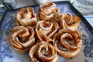 Desert trandafirasi in foietaj
