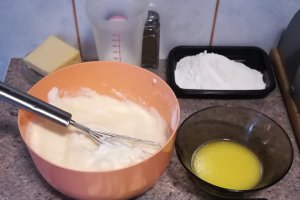 Aperitiv tarta cu zucchini