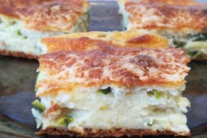 Aperitiv tarta cu zucchini