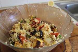 Salata de legume la cuptor cu cous-cous