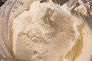 Desert prajitura Krem a la krem cu mascarpone
