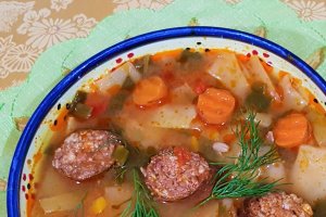 Ciorba cu pastai de fasole galbena lata