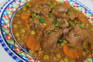 Ficatei de pui cu mazare verde