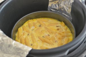 Budinca dulce cu branza si paste la Multicooker-ul Crock-Pot Express cu gatire sub presiune