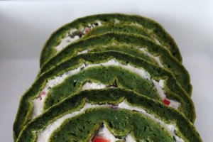 Aperitiv rulada cu spanac si branza