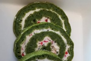 Aperitiv rulada cu spanac si branza