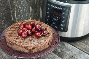 Cheesecake cu ciocolata la Multicookerul Crock-Pot express cu gatire sub presiune