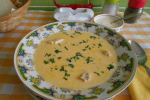 Ciorba radauteana, cu piept de pui