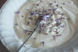 Inghetata de lavanda si zmeura