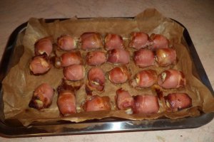 Oua de prepelita in bacon