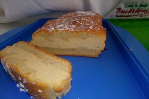 Prajitura turnata cu branza de vaci in tava de chec