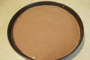 Desert tort cu crema de ciocolata alba si afine - 7 ani de bucataras