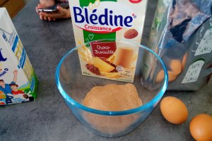 Mini-clatite cu cereale pentru bebelusi
