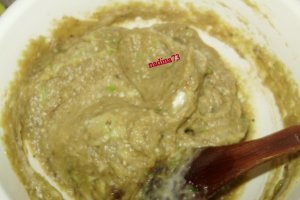 Rosie umpluta cu salata de vinete