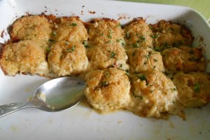 Bulgarasi de cartofi in sos alb, la cuptor