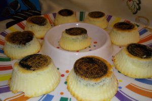 Mini cheesecake cu oreo