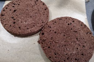 Desert tort de ciocolata si zmeura