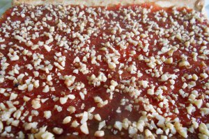 Desert rulada cu gem de gutui si nuci