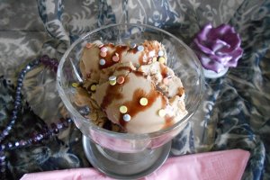 Desert inghetata de banane si unt de arahide