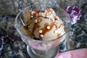 Desert inghetata de banane si unt de arahide