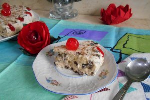 Desert tort inimioara, din inghetata de vanilie si ciocolata - Reteta nr. 600
