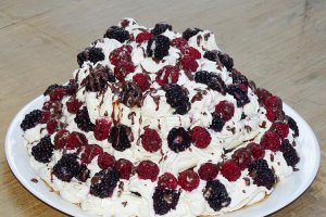 Desert Pavlova, simplu ca la 50 de ani