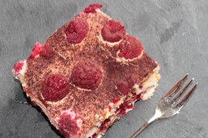 Desert Tiramisu cu zmeura