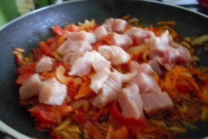 Tocanita de cartofi, cu carne de porc