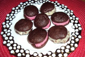 Desert prajiturele whoopie