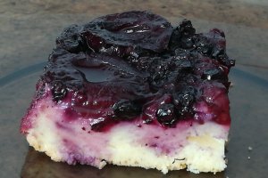Desert prajitura cu prune si afine